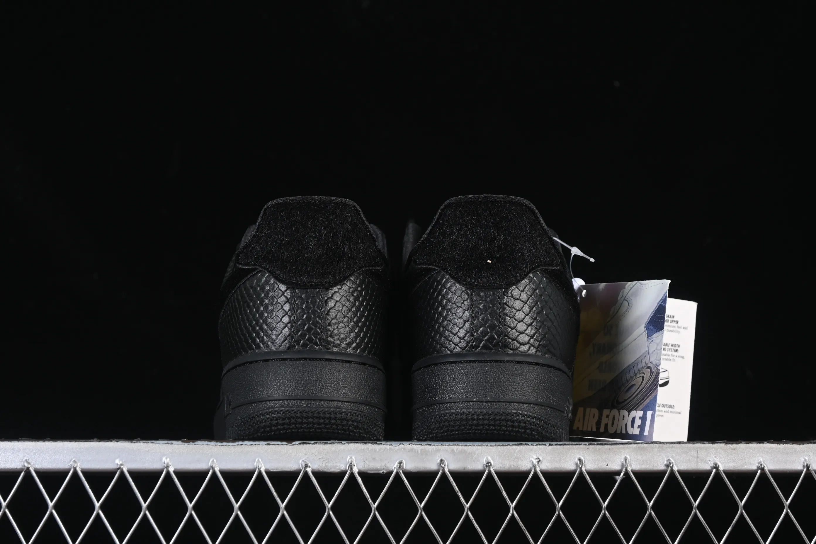 All categories Nk Air Force 1 Air Force series Nk Air Force 1 Low Air Force low-top Nike Air Force 1'07 Low Air Force 1 low-top casual sneakers HQ1977-001